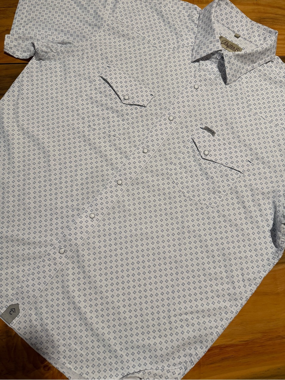 Men’s Pearl Snap Western Shirt, White and Gray Geo Print, Short Sleeves